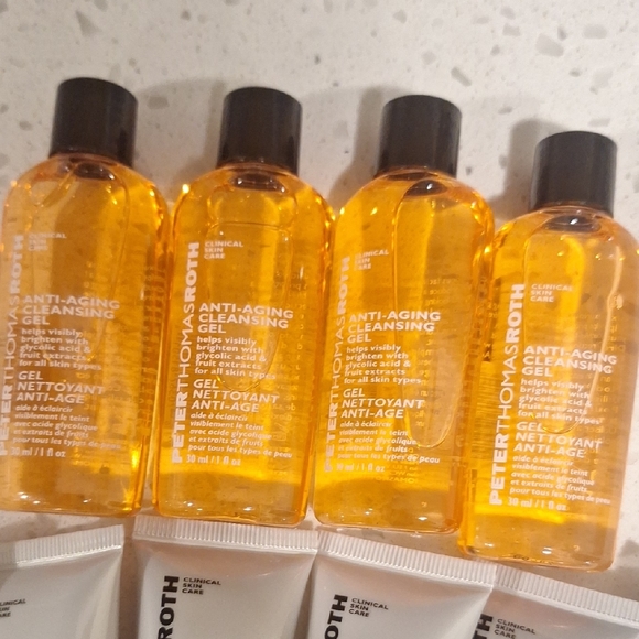 Peter Thomas Roth Skincare Collection - Picture 2 of 6